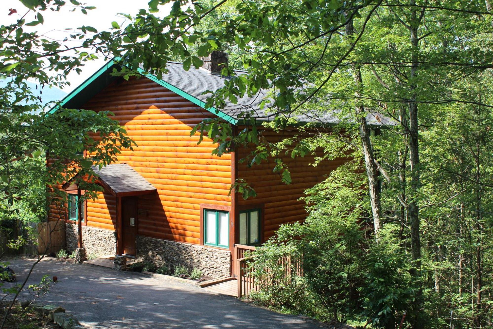 Bear Necessities, Luxury 5Bd Mtn Views, Hot Tub, Many Bear Sightings Villa แกตลิงเบิร์ก ภายนอก รูปภาพ